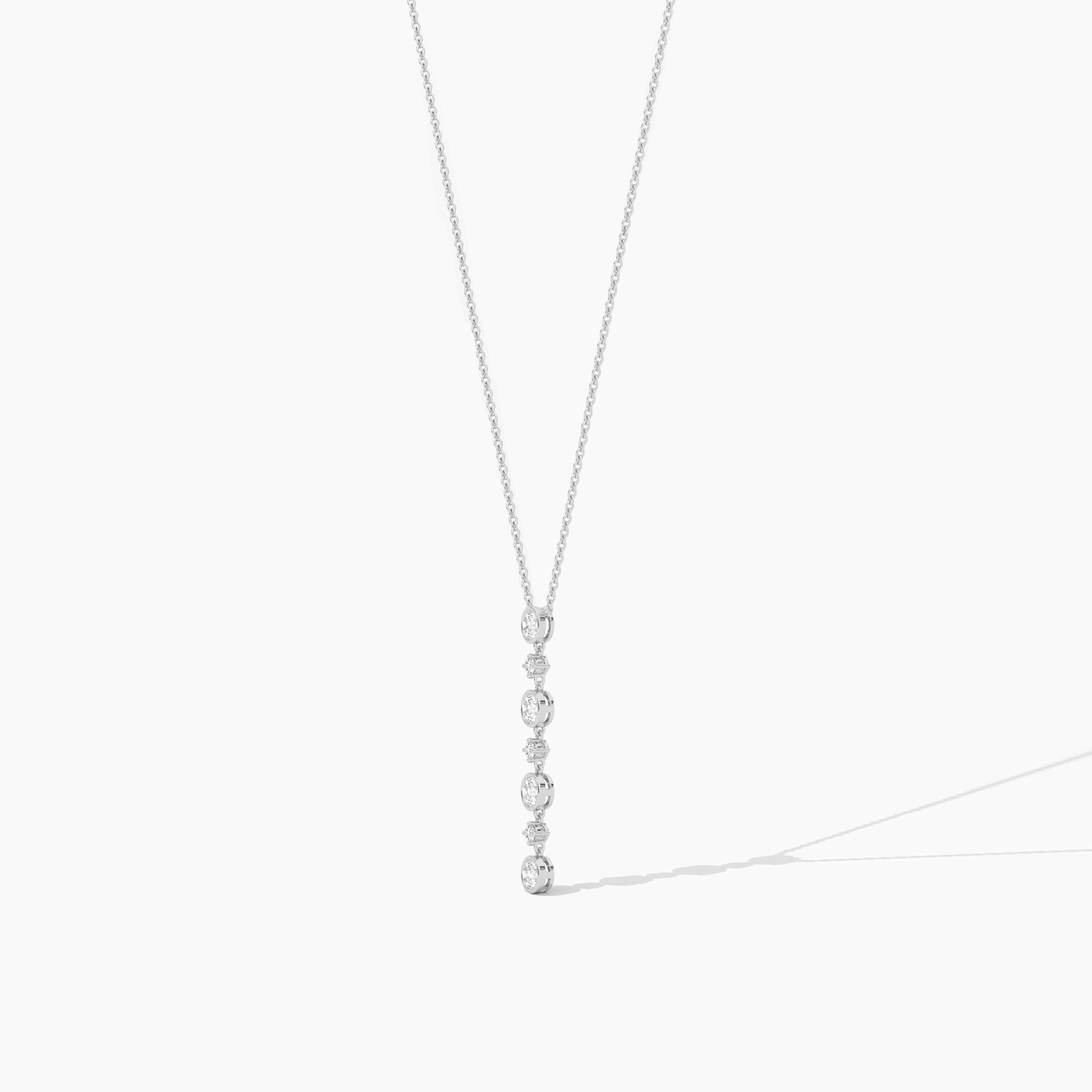 Diamond Drop Pendent Necklace in White Gold
