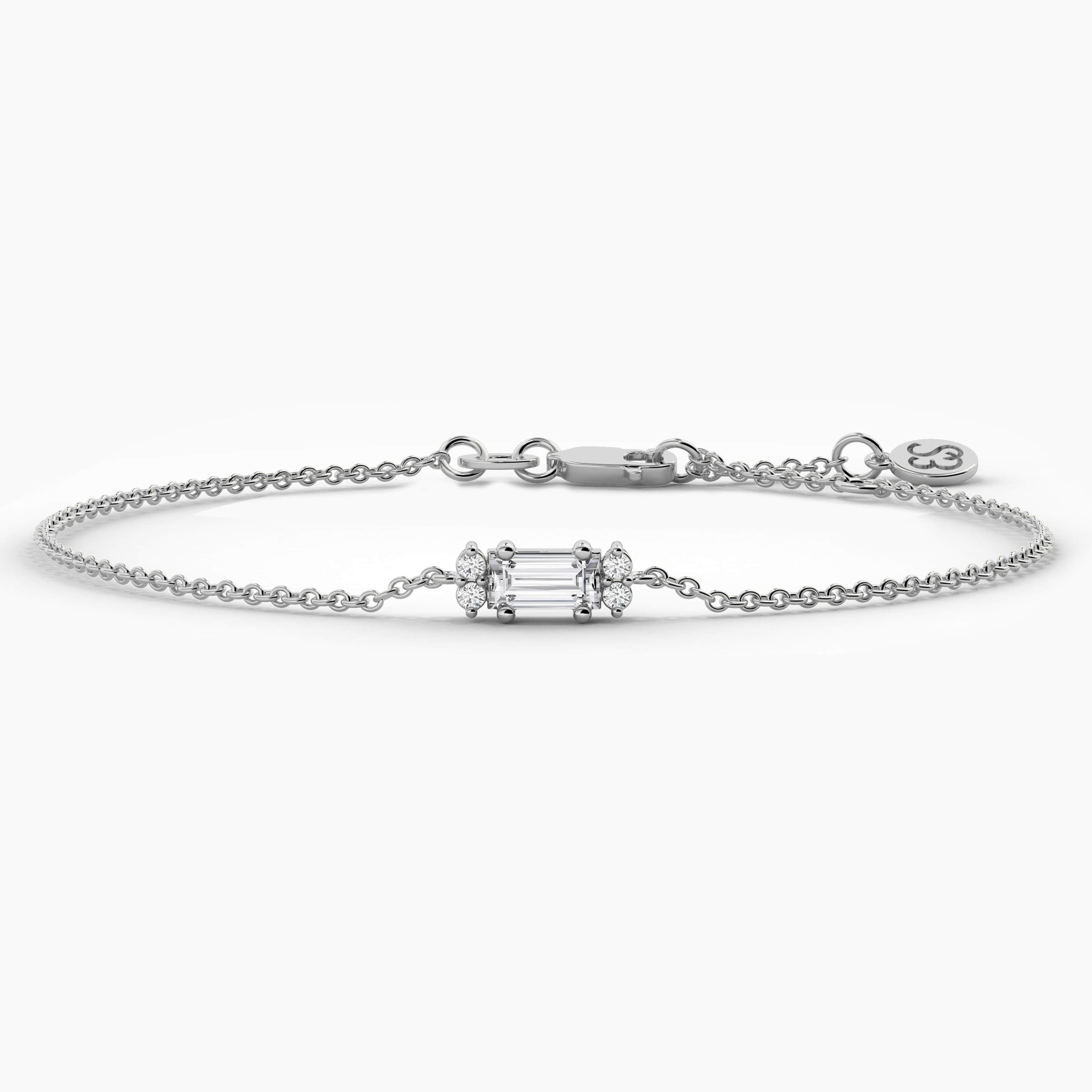 Round And Baguette Cut Diamond In White Gold Chain Bracelet