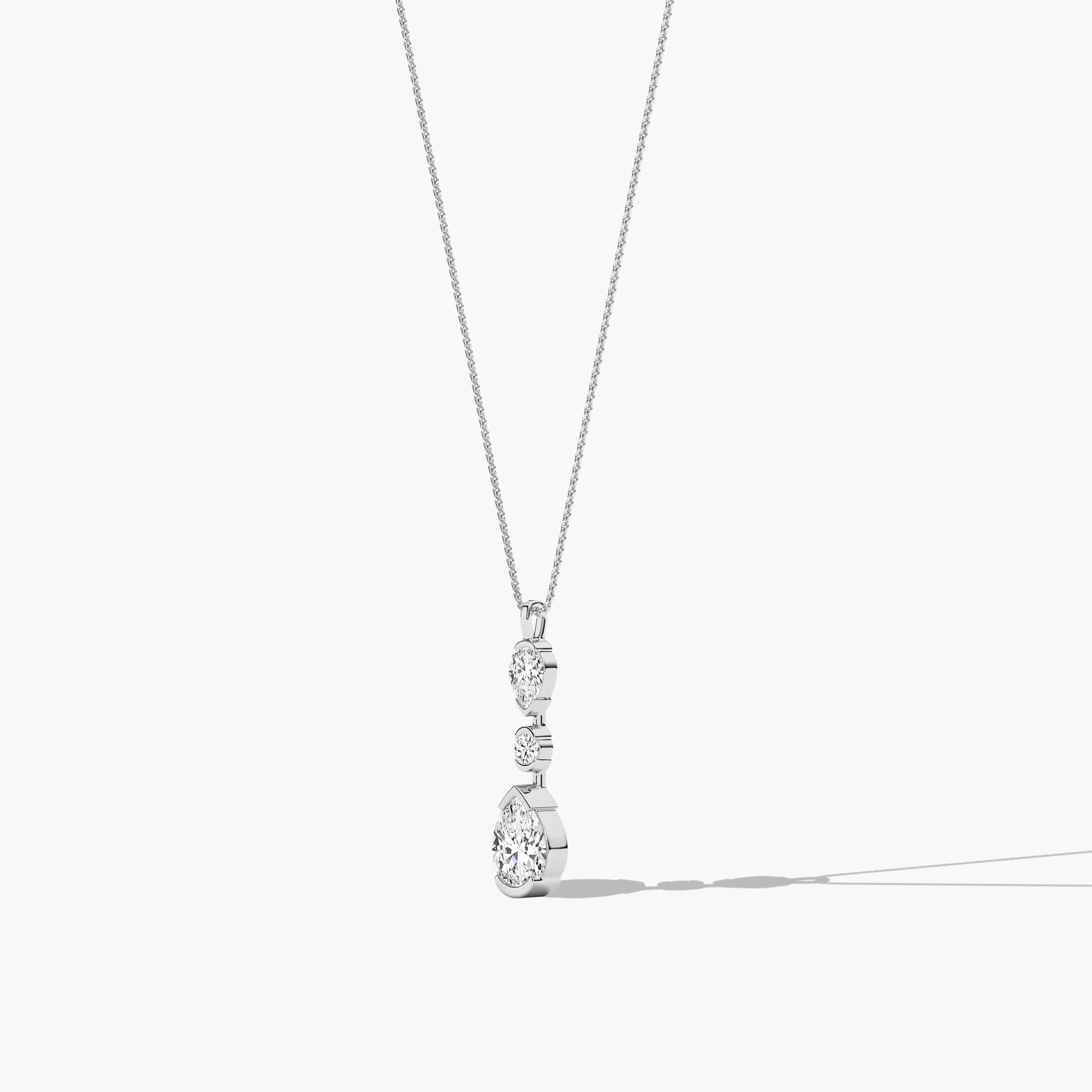 gold diamond necklace