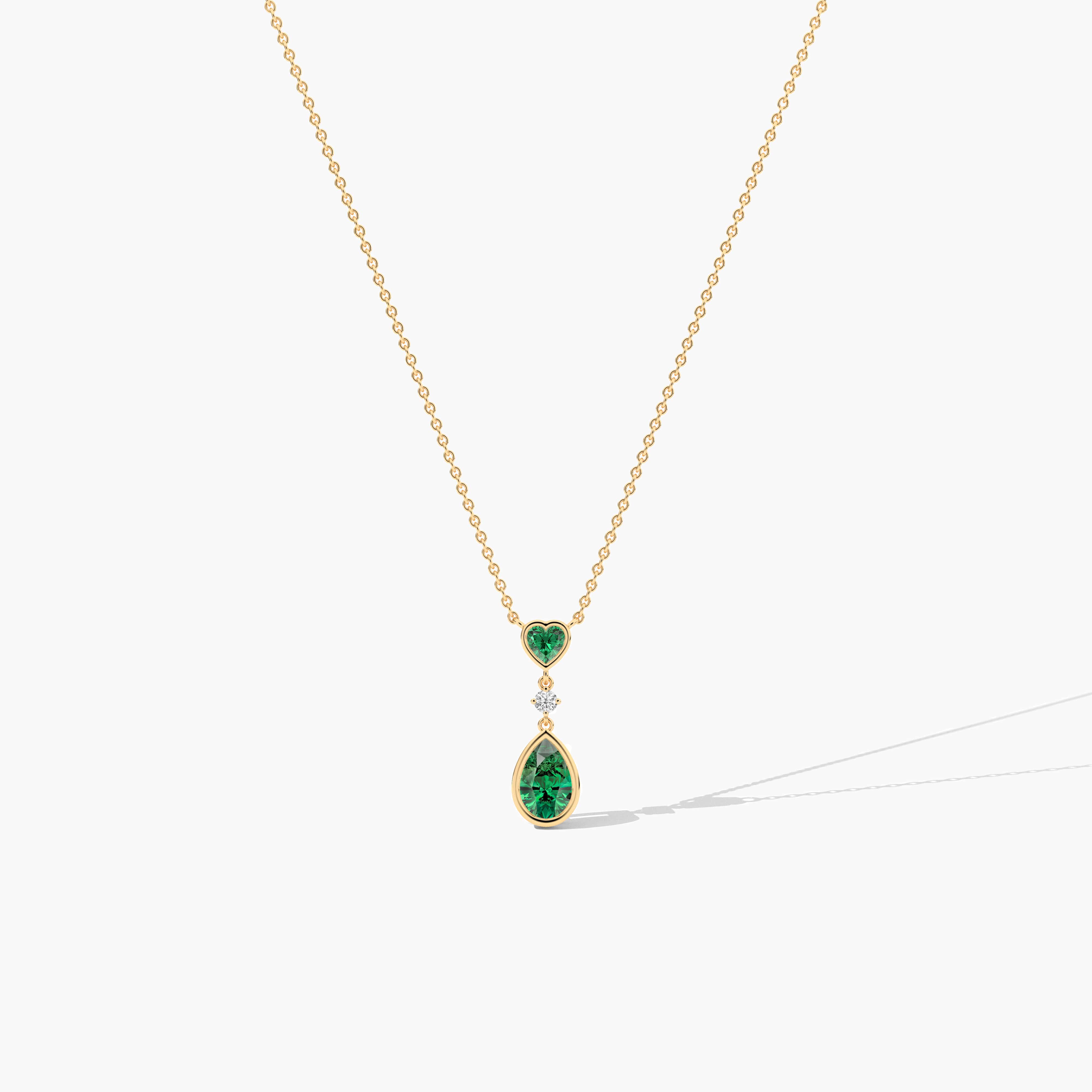 emerald necklace yellow gold