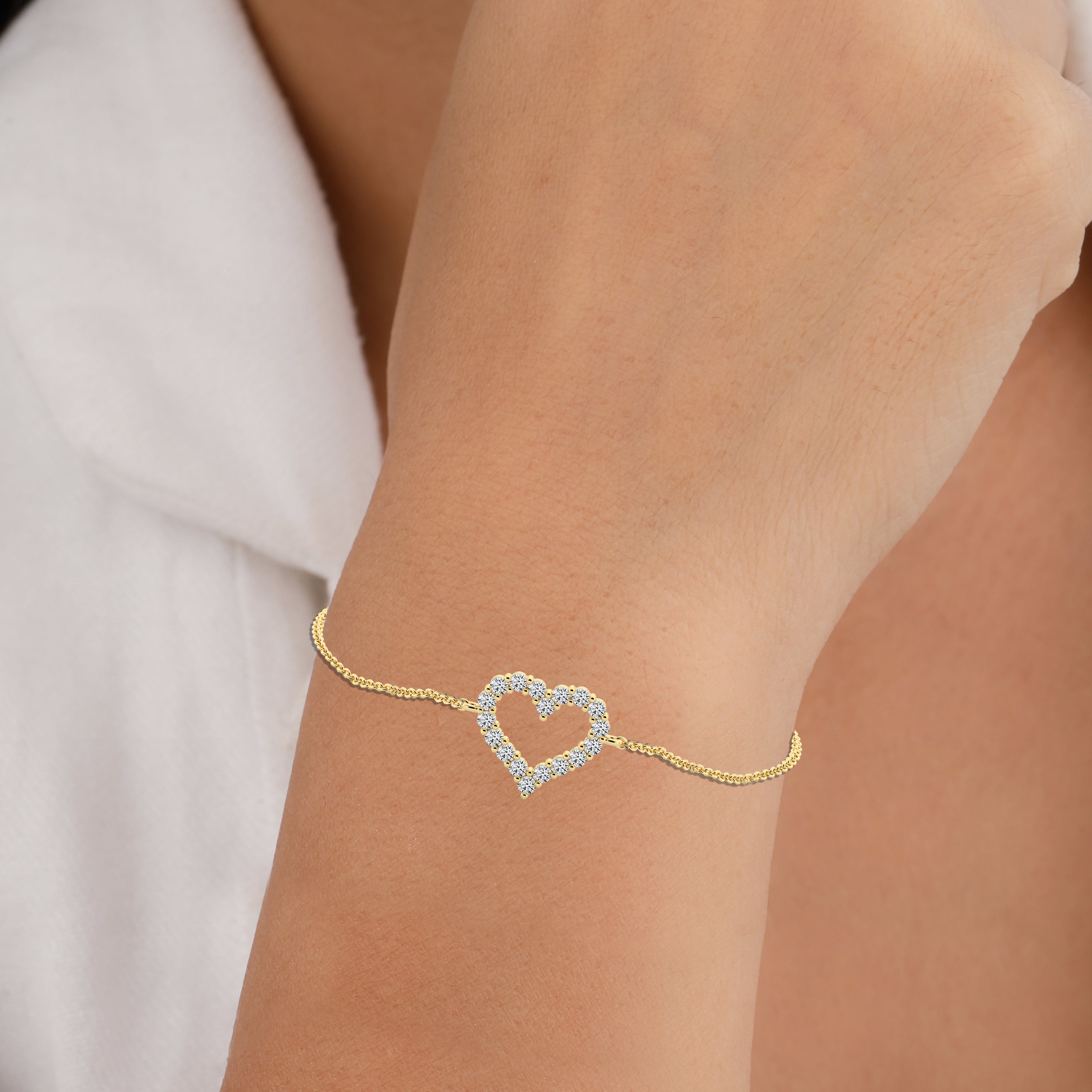 gold diamond heart bracelet