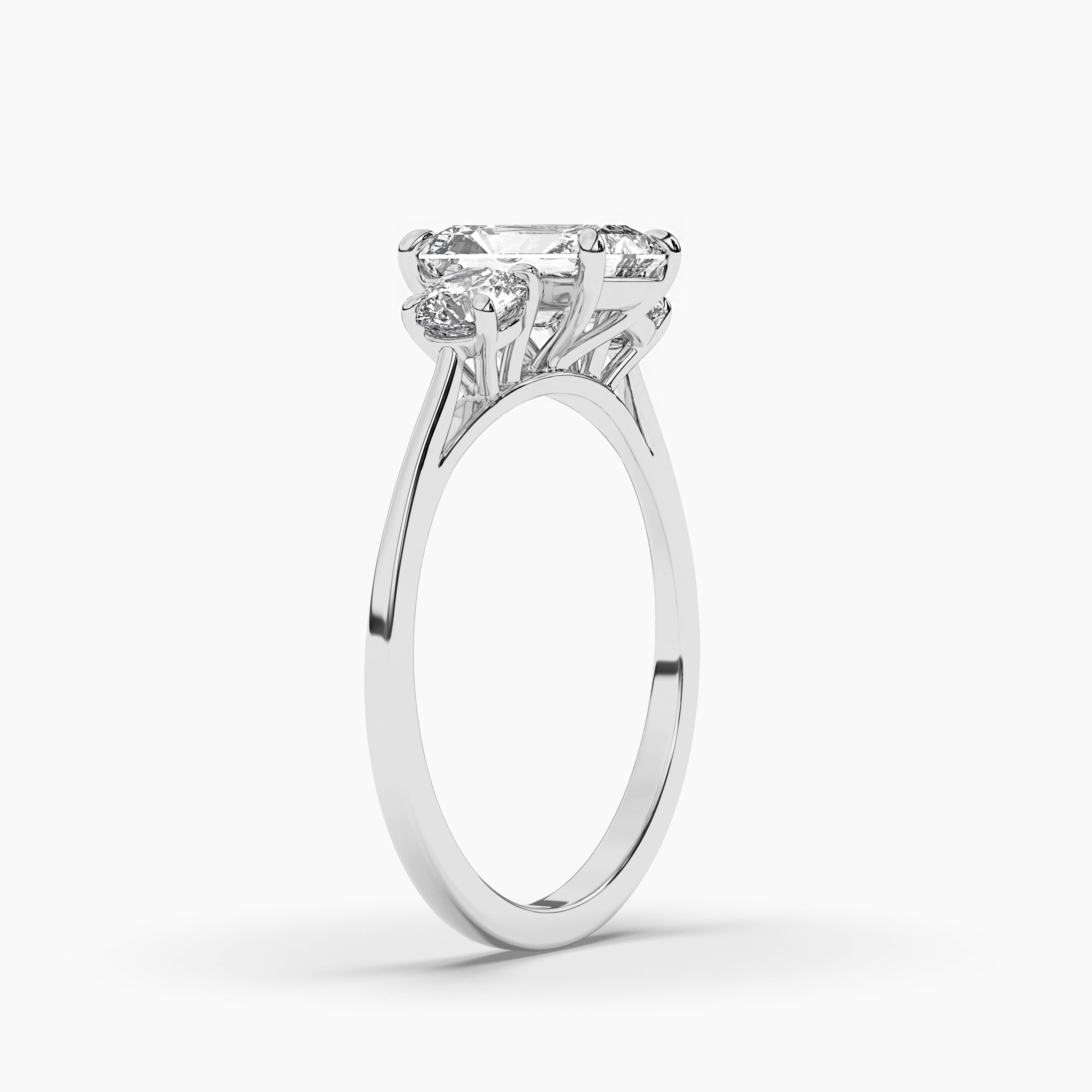 WHITE GOLD THREE STONE DIAMOND ENGAGEMENT RING 