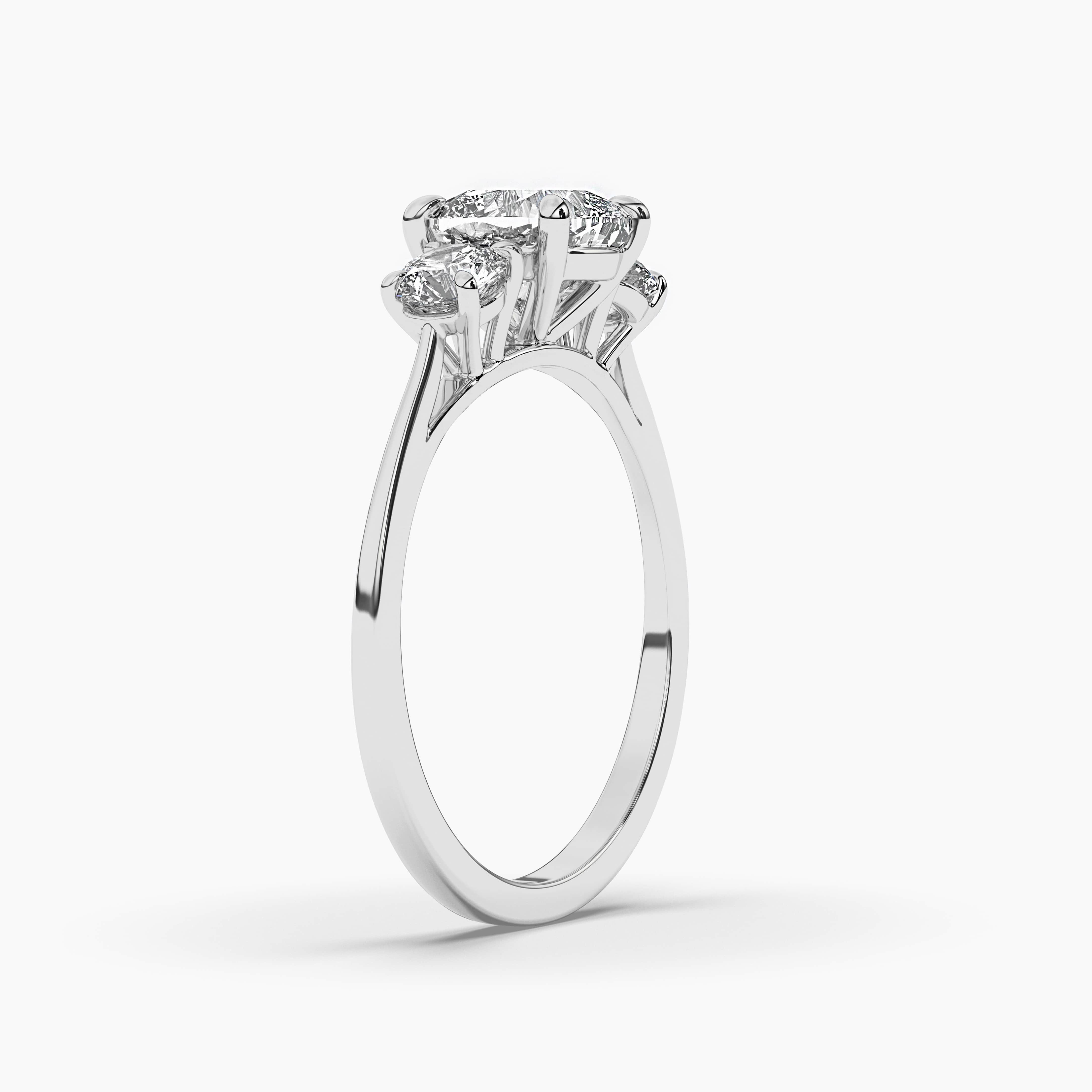WHITE GOLD DIAMOND ENGAGEMENT RING FOR WOMAN