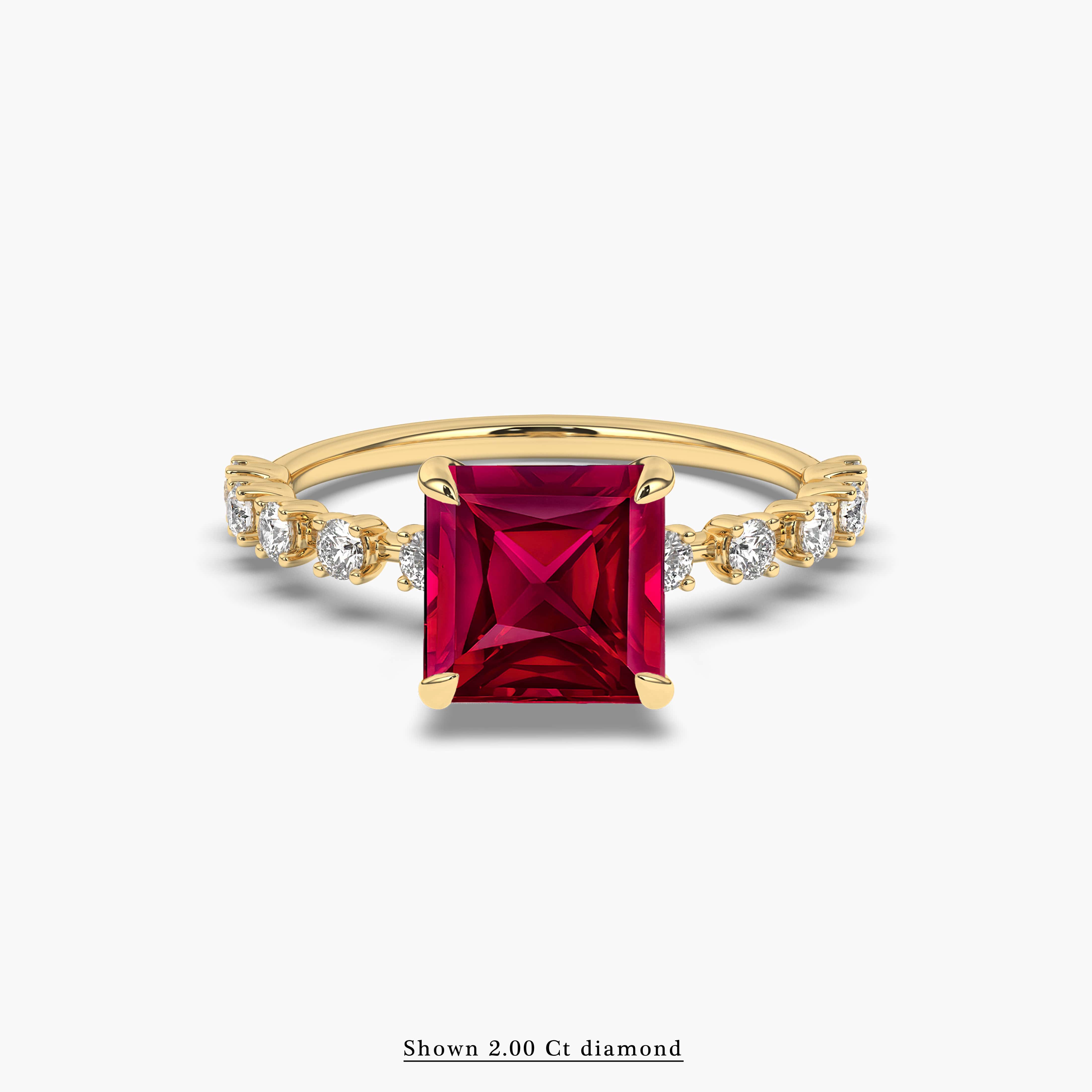 Princess Ring in Yellow Gold