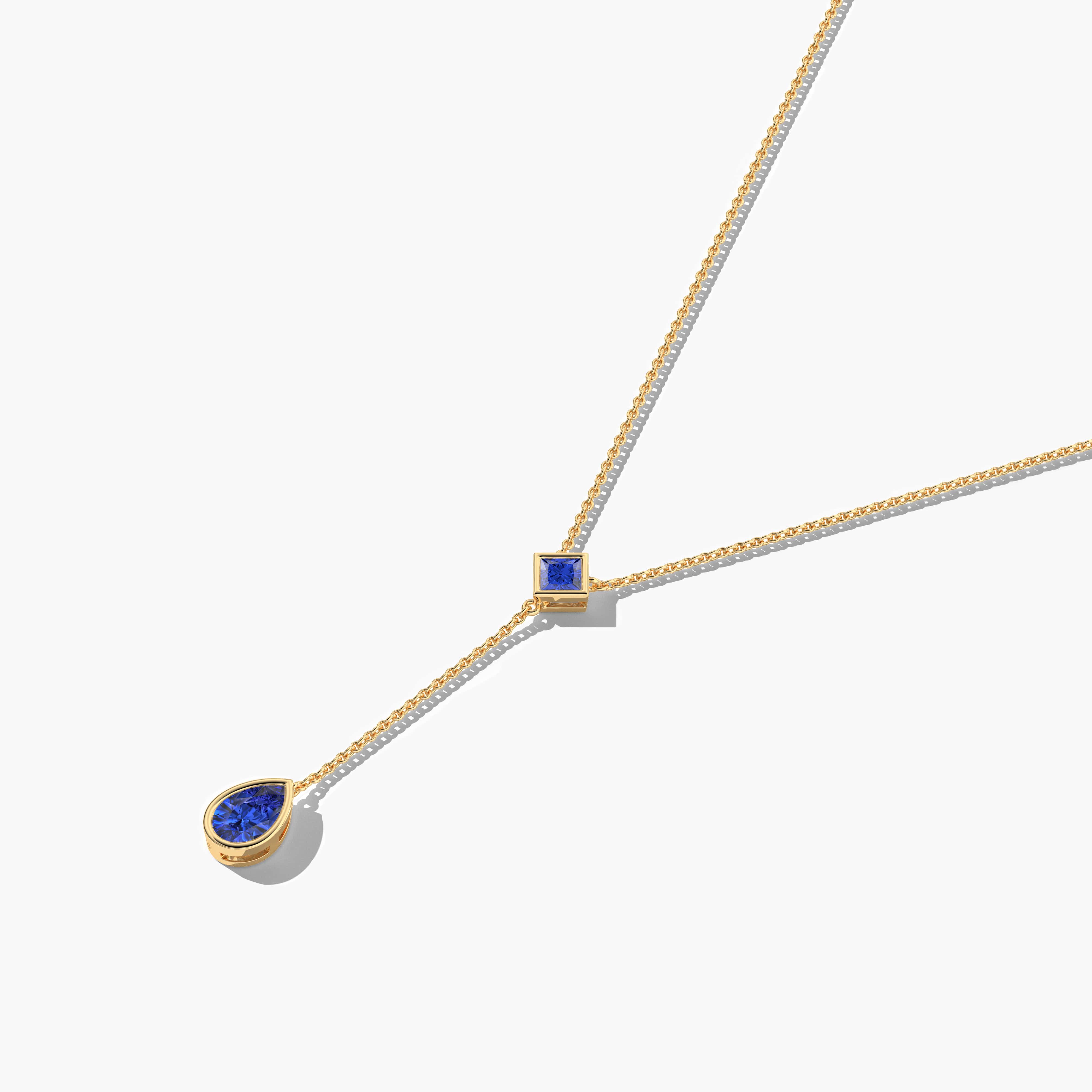 blu sapphire larati necklace in yellow gold