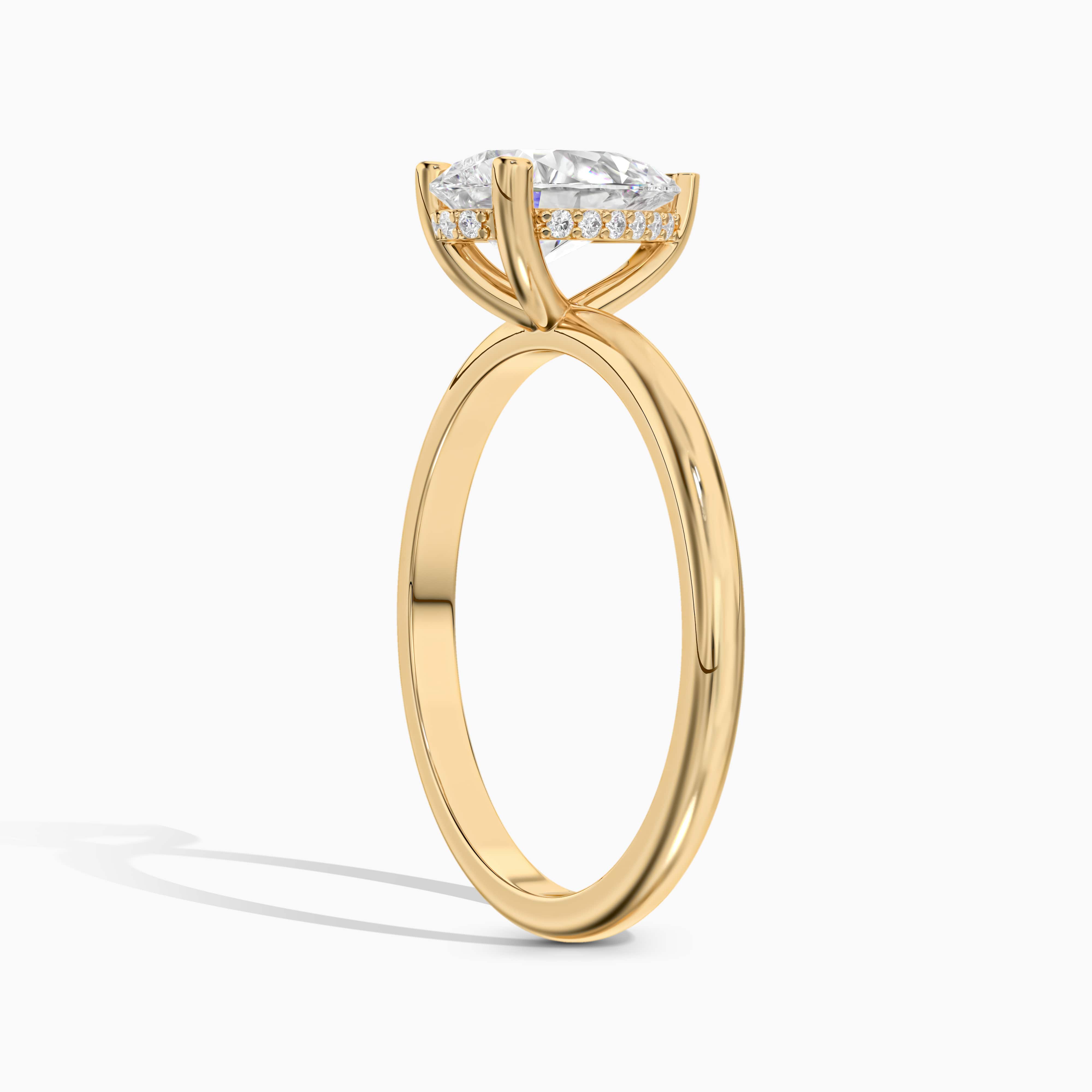 pear cut engagement ring
