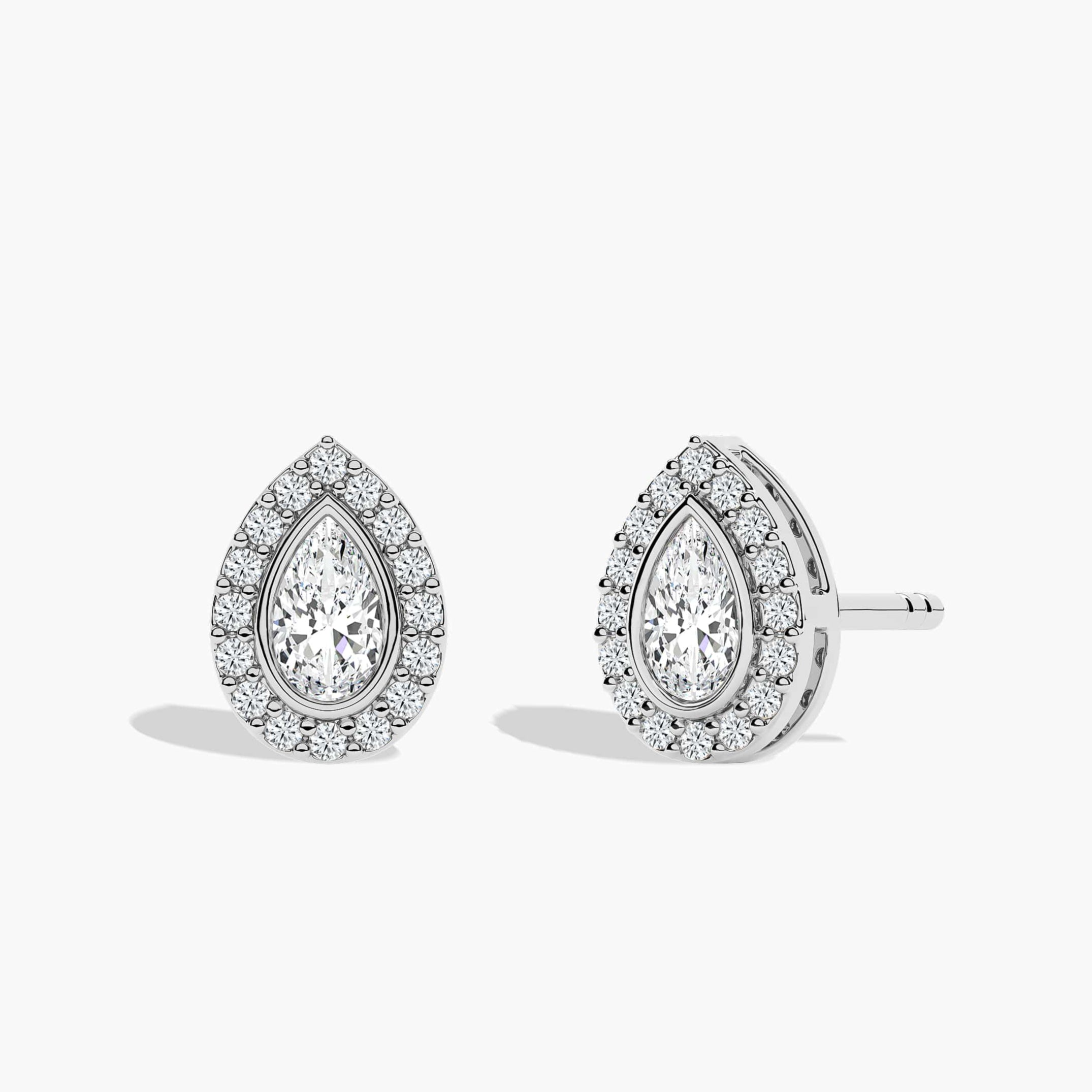 small diamond earring​