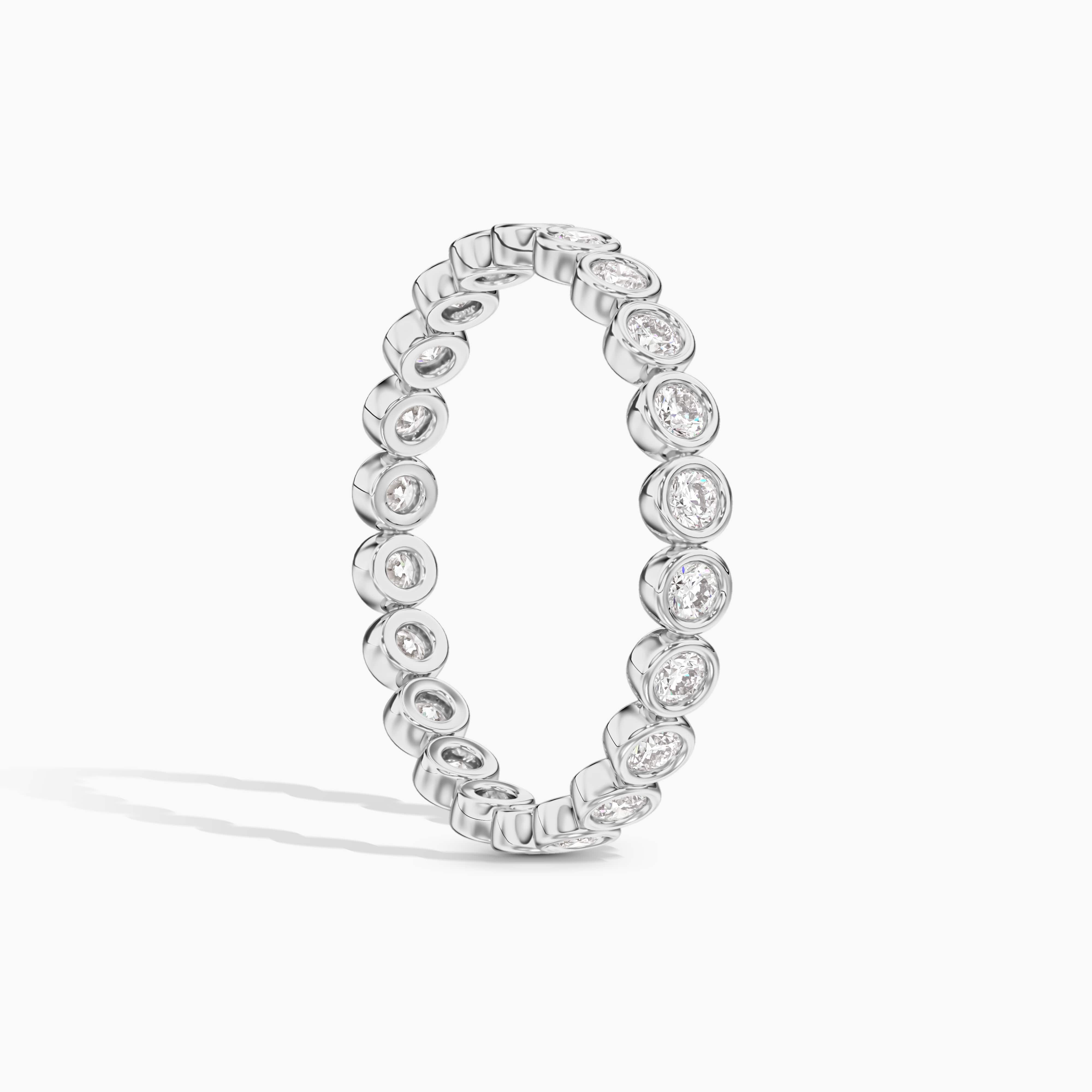 Round diamond eternity band