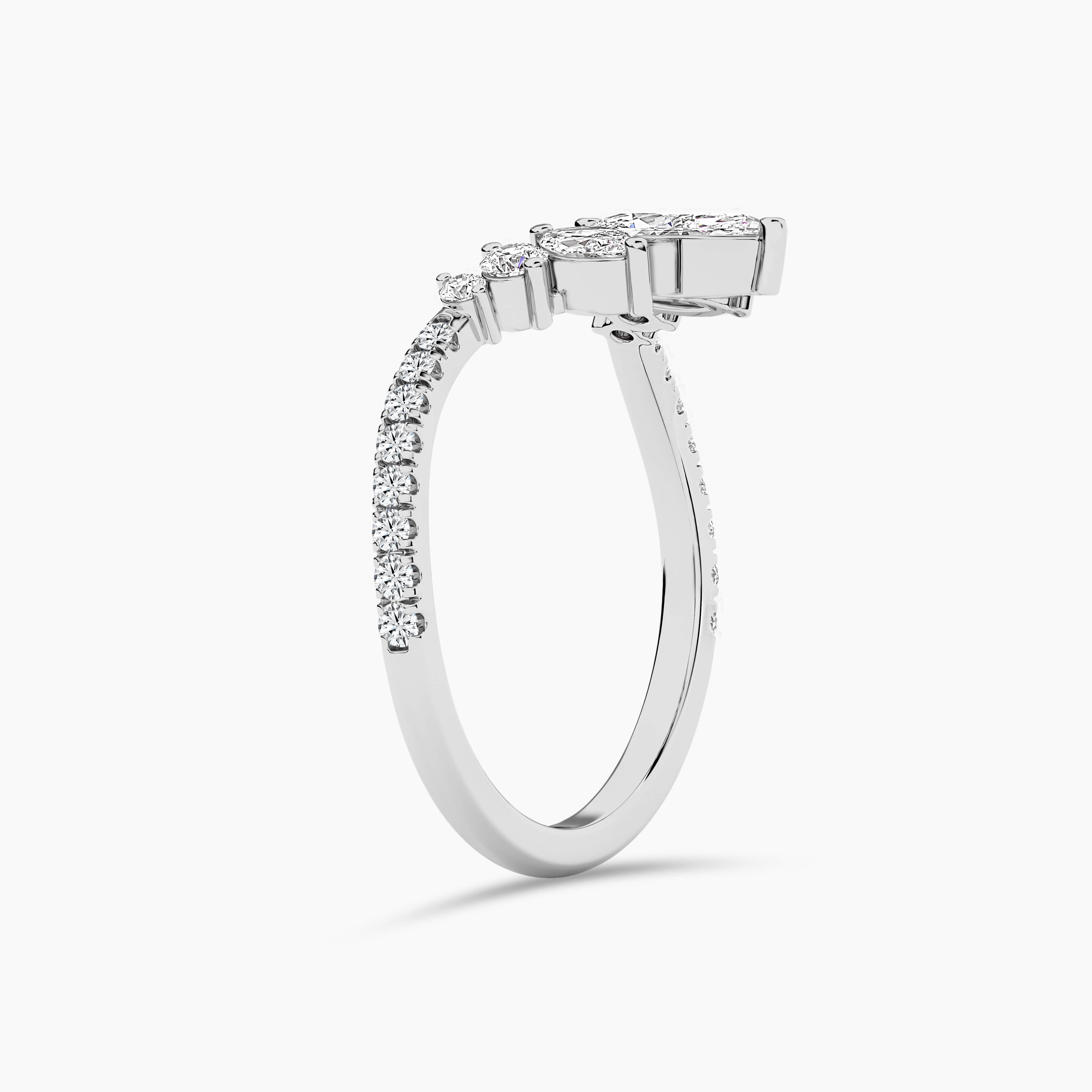 curved moissanite wedding band​