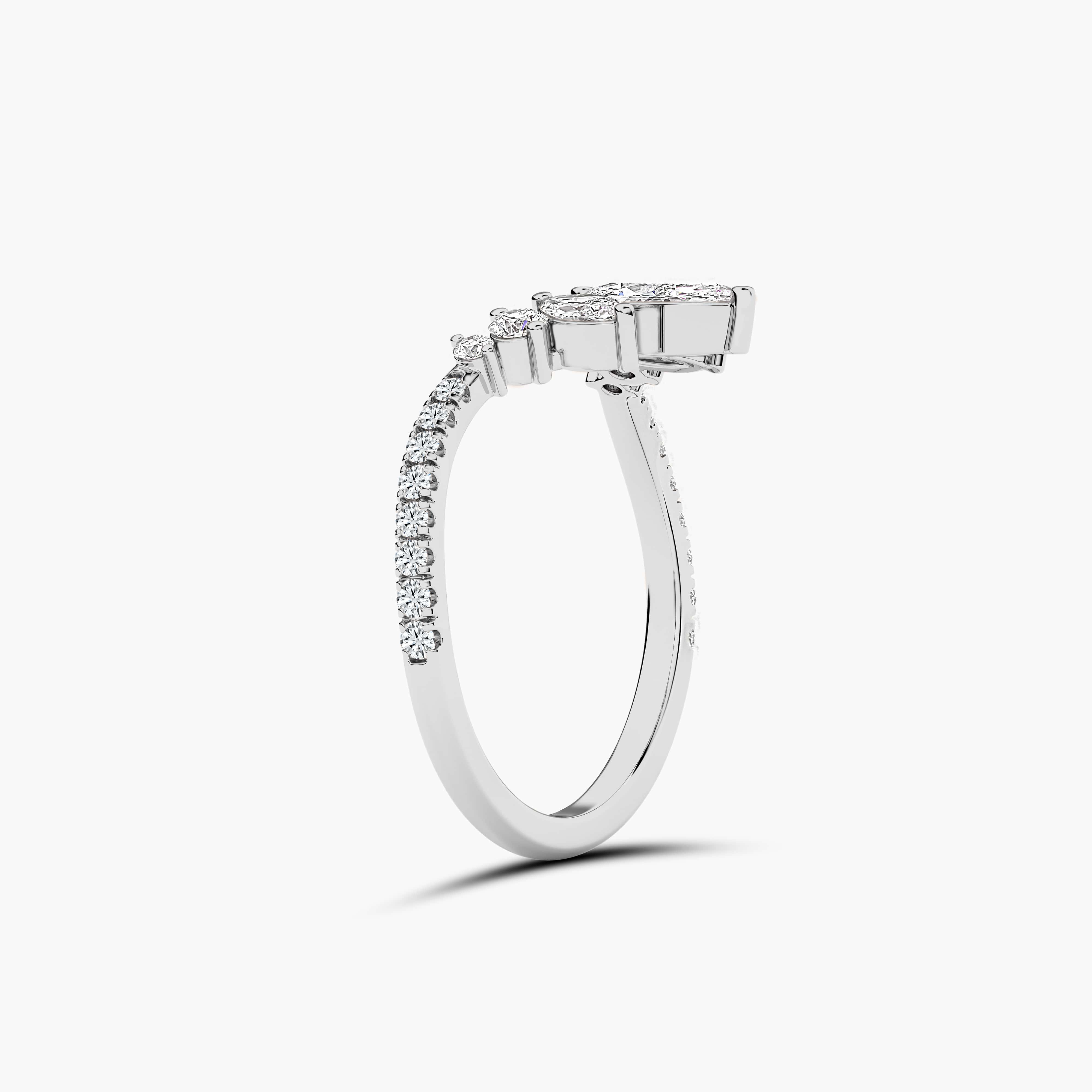 curved moissanite wedding band​