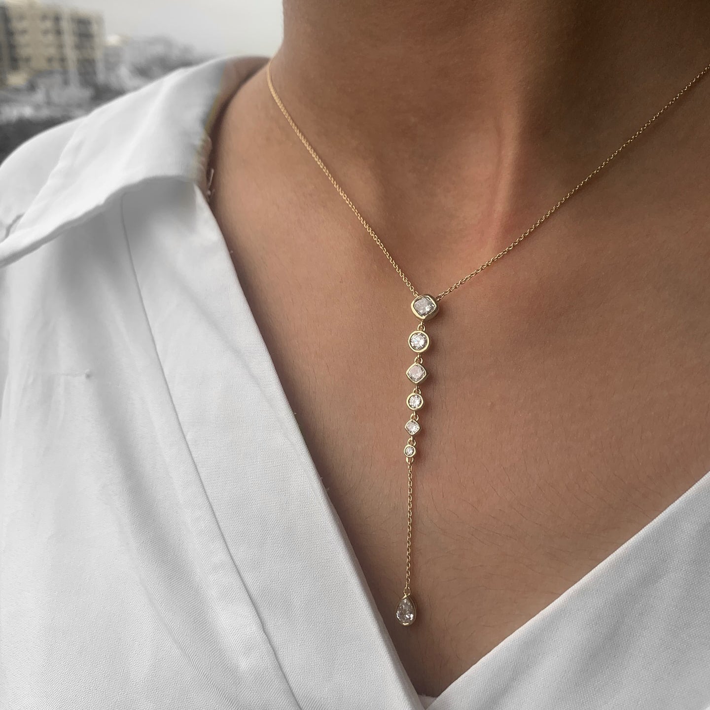 Cushion And Round Cut Diamond Necklace 