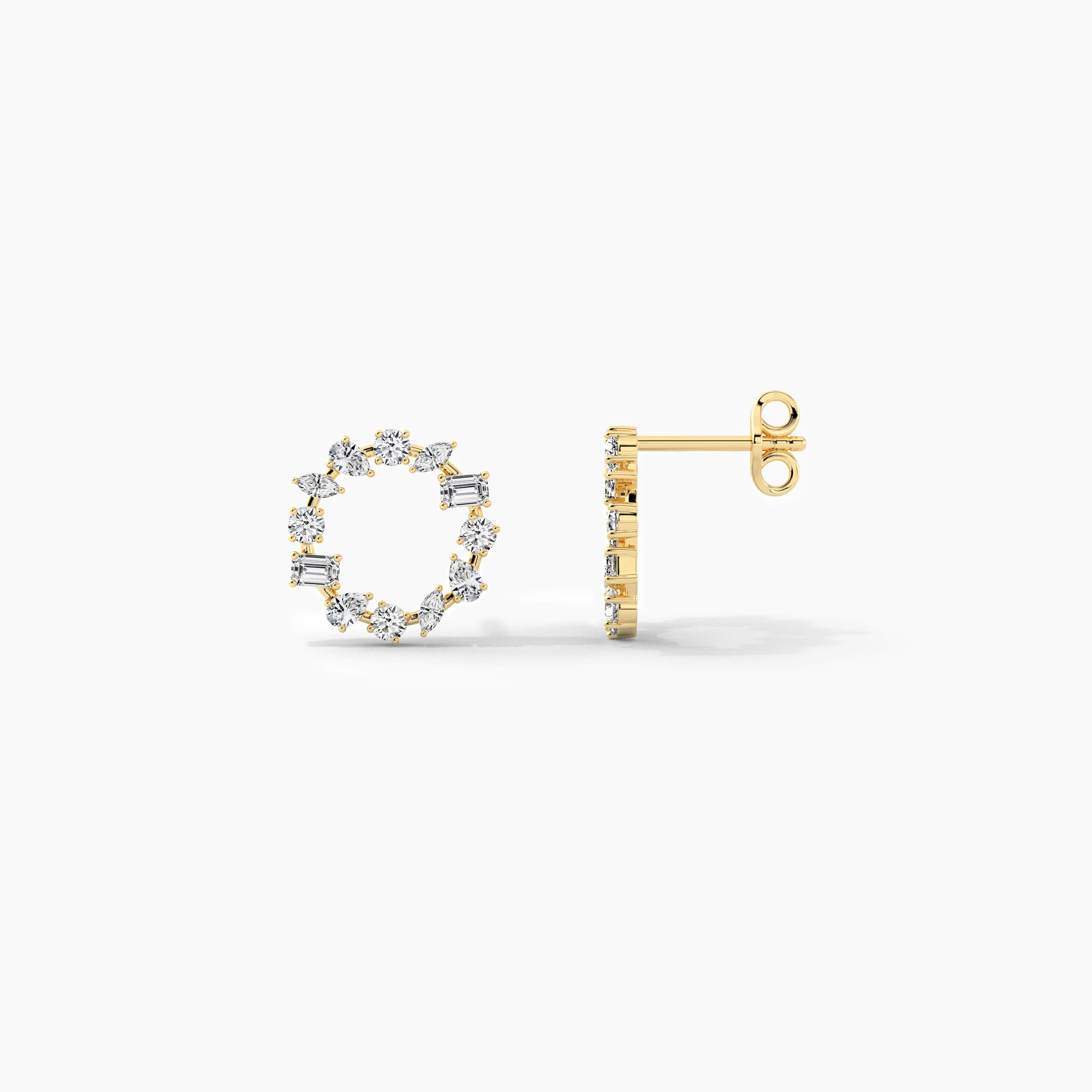 yellow gold hoop earring for woman 