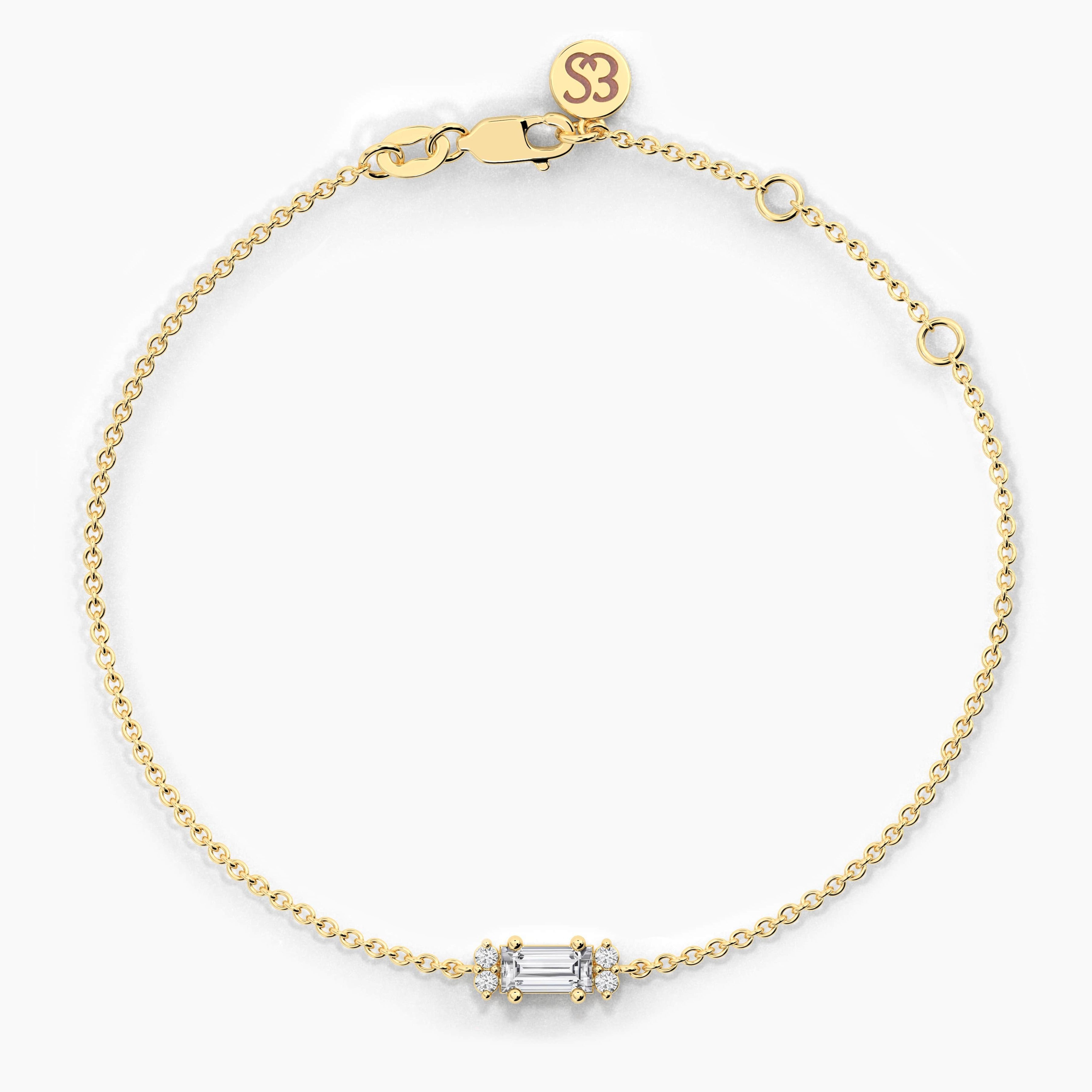 Yellow Gold Chain Bracelet In Round  And Baguette Shape Diamond 