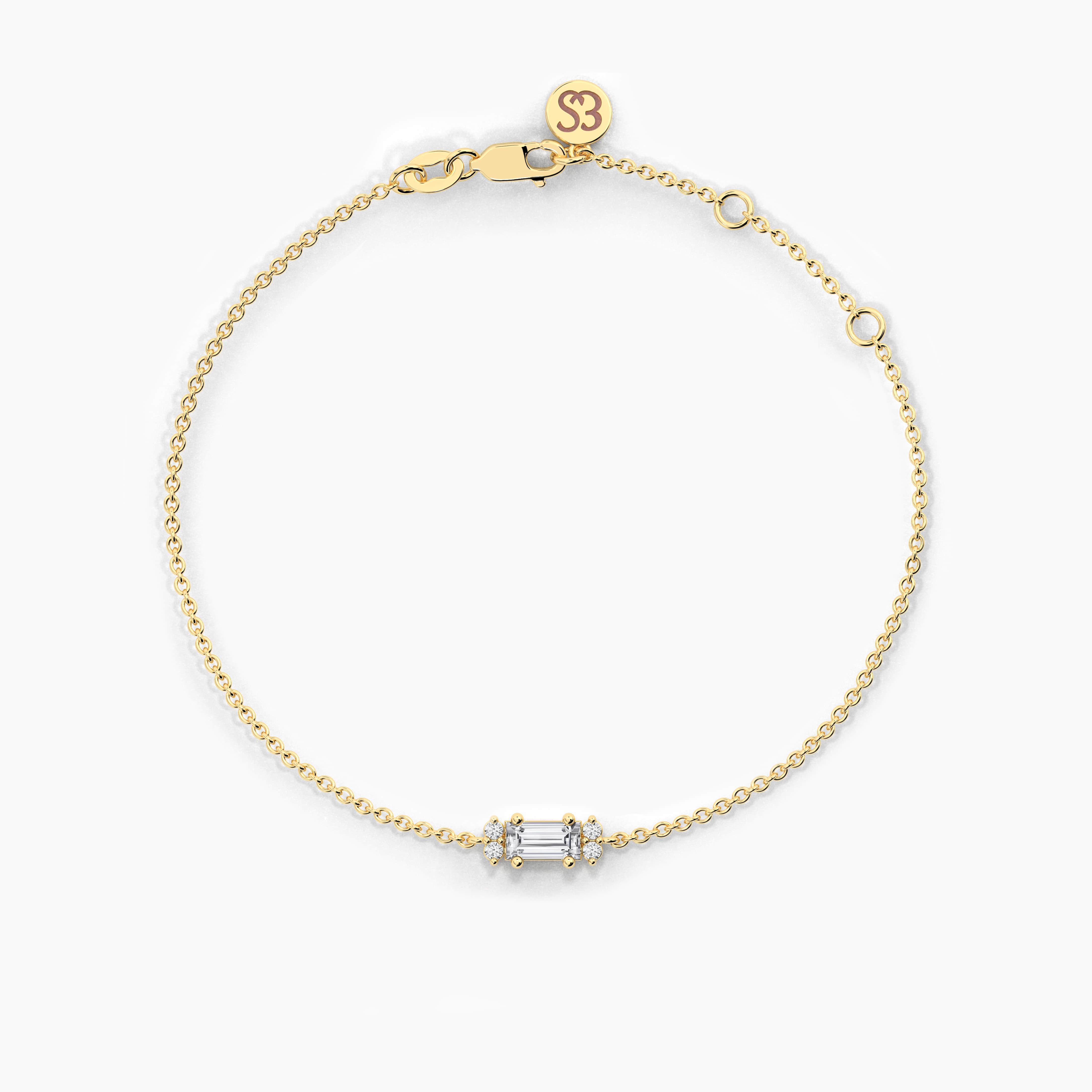 Yellow Gold Chain Bracelet In Round  And Baguette Shape Diamond 