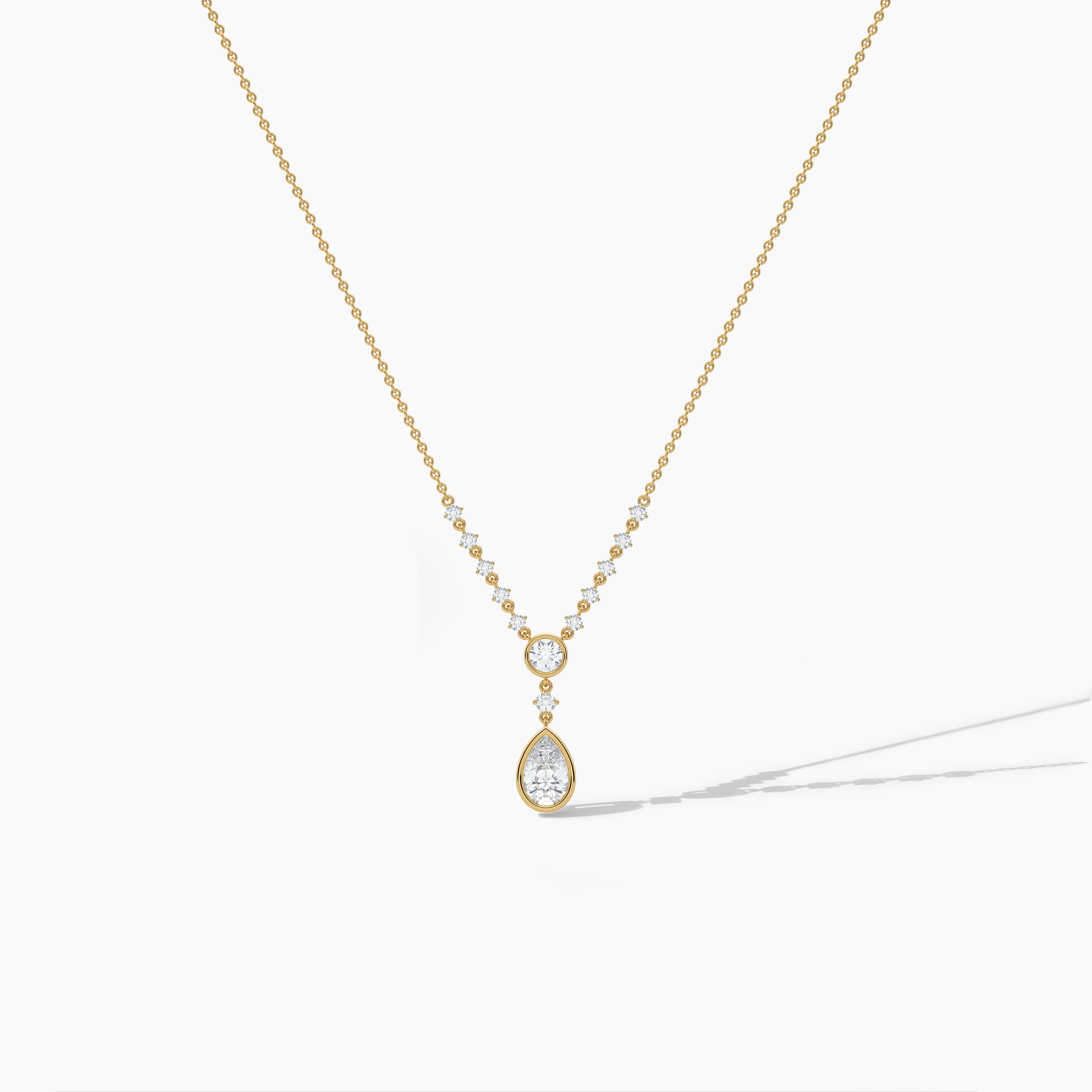 diamond pendent necklace