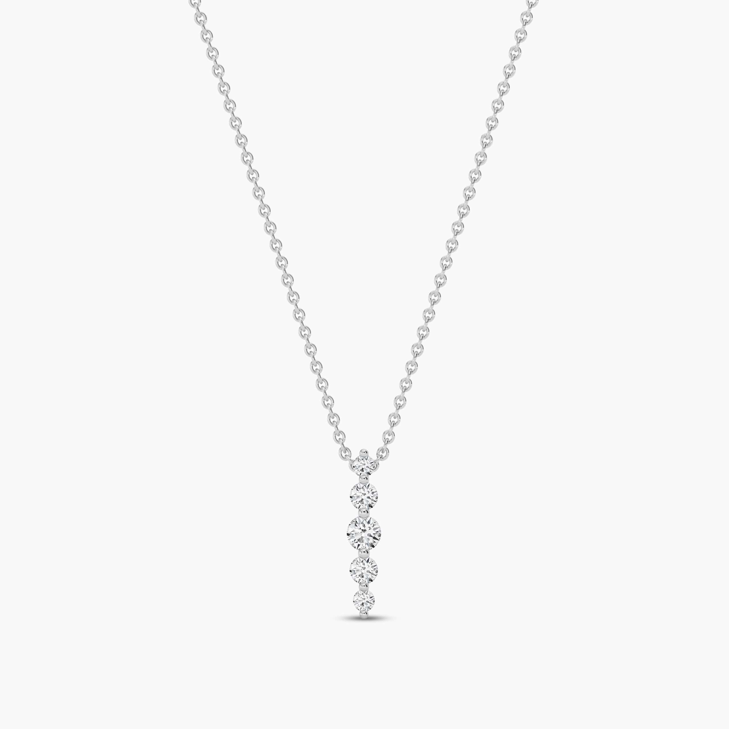 Round Shape Lab Grown Diamond Necklace In White Gold For Woman