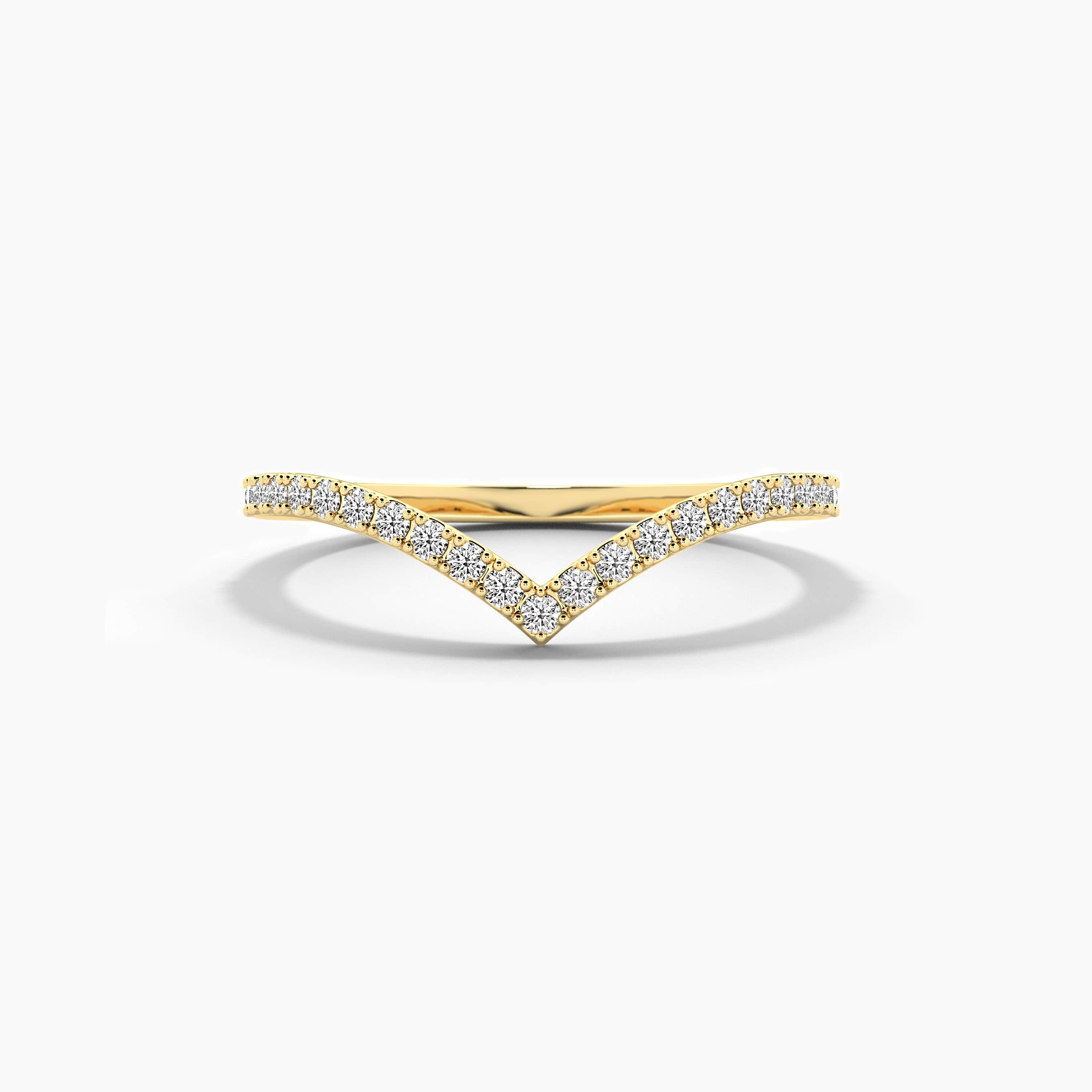 Round cut diamond curved ring in yellow gold