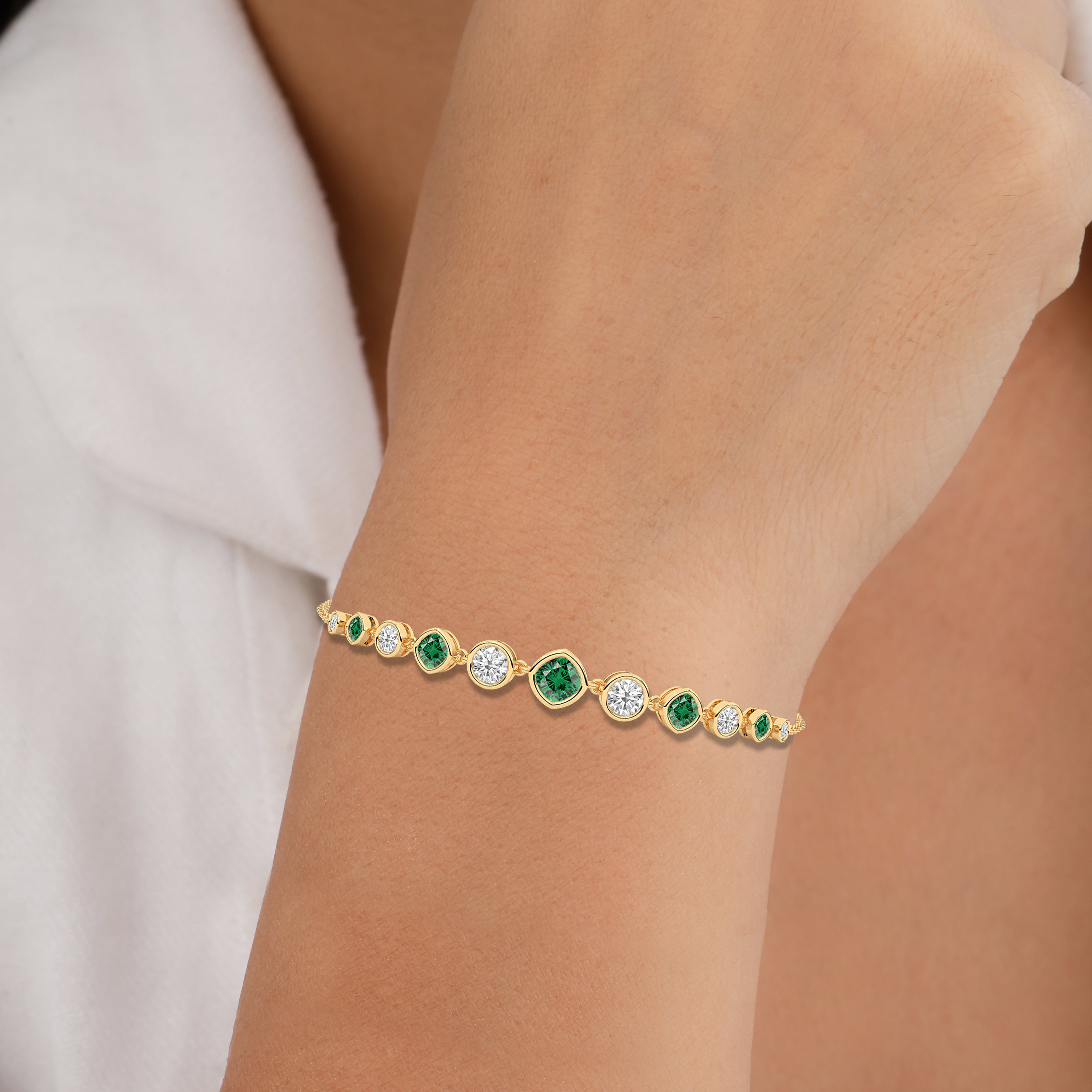 emerald diamond braclet for  women's 